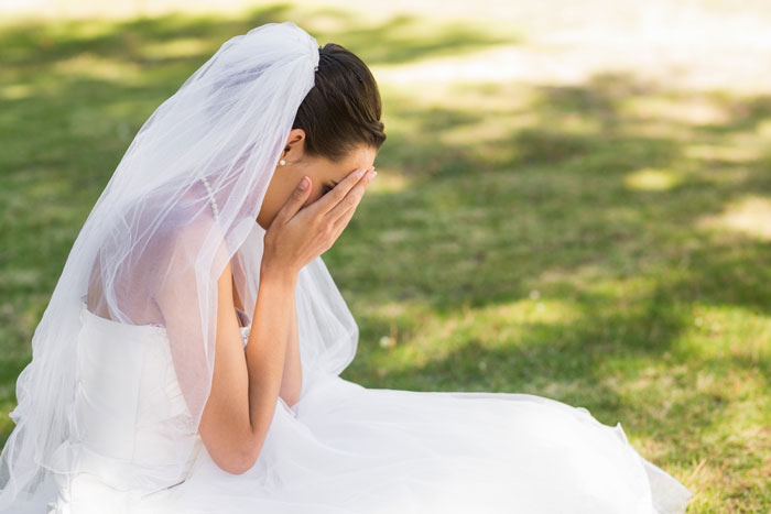 Frustrated Bride Blocks Entire In-Law Family After Toxic MIL Wears A White Dress To Her Wedding Frustrated Bride Blocks Entire In-Law Family After Toxic MIL Wears A White Dress To Her Wedding