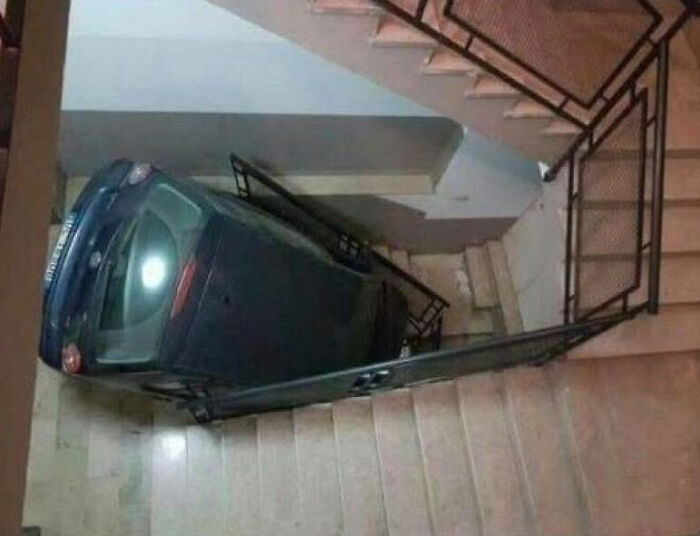 47 People Who Had A Rough Day Behind The Wheel And Made Everyone Ironically Say, “Can’t Park There, Mate” 47 People Who Had A Rough Day Behind The Wheel And Made Everyone Ironically Say, “Can’t Park There, Mate”