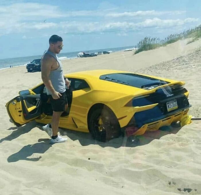 47 People Who Had A Rough Day Behind The Wheel And Made Everyone Ironically Say, “Can’t Park There, Mate” 47 People Who Had A Rough Day Behind The Wheel And Made Everyone Ironically Say, “Can’t Park There, Mate”
