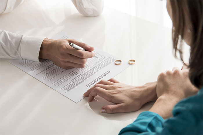 Husband Drops Everything To Help His Sick Ex Wife, Doesn’t Care What His Current Wife Thinks Husband Drops Everything To Help His Sick Ex Wife, Doesn’t Care What His Current Wife Thinks