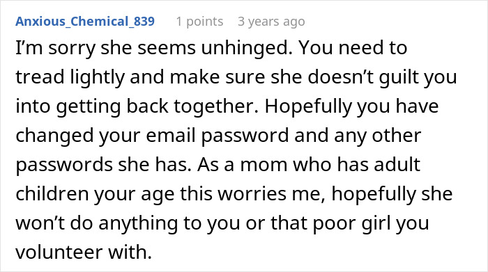 Woman Comes Online To Complain About Her Cheating Ex, But Then He Writes His Own Take On The Same Account Woman Comes Online To Complain About Her Cheating Ex, But Then He Writes His Own Take On The Same Account