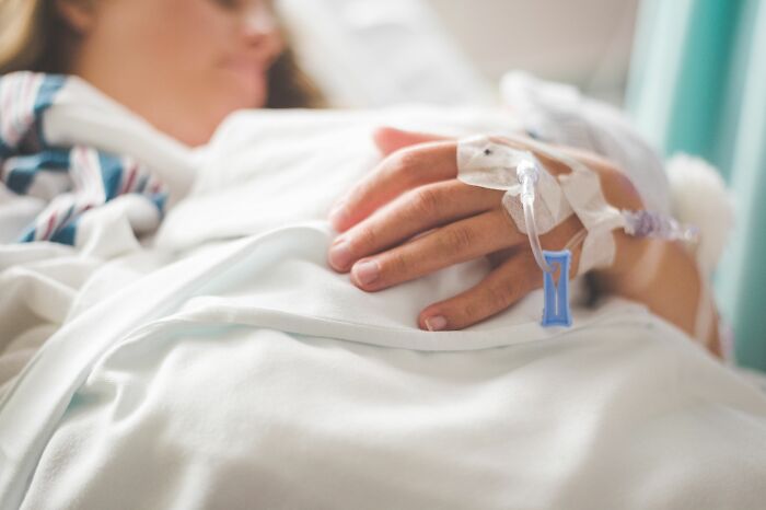 Parents Exchange Horror Stories As Doctor Pleads To Stop Buying Extremely Dangerous Gen Z Must‑Have Parents Exchange Horror Stories As Doctor Pleads To Stop Buying Extremely Dangerous Gen Z Must‑Have