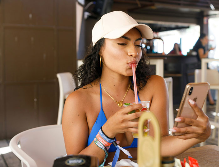 Friend Calls Out Travel Influencer For Lying About Solo Trips And Budget, Gets Blocked By Her