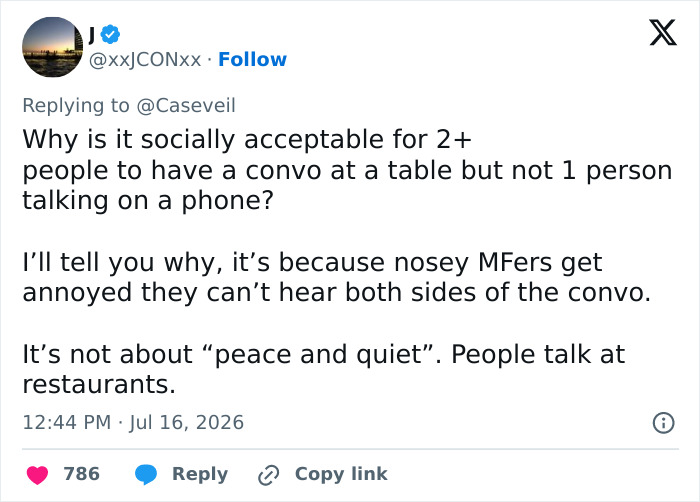 “The Entitlement Is Insane”: Karen Forces Man Into Leaving Public Space, But Bystander Comes To His Defense “The Entitlement Is Insane”: Karen Forces Man Into Leaving Public Space, But Bystander Comes To His Defense