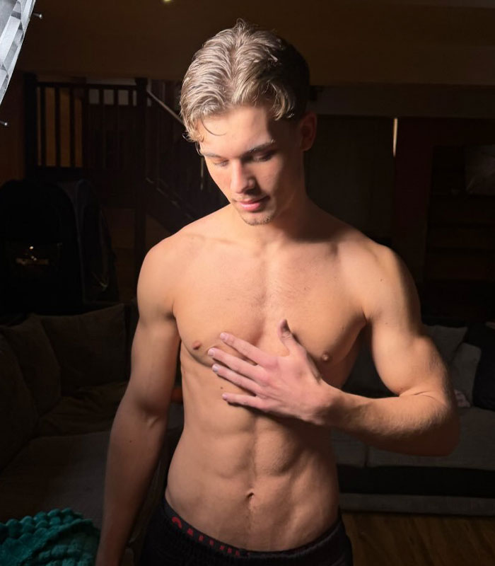 Controversial Father-Son Adult Content Creators Are Back, And Their New Videos Are Already Raising Eyebrows Controversial Father-Son Adult Content Creators Are Back, And Their New Videos Are Already Raising Eyebrows