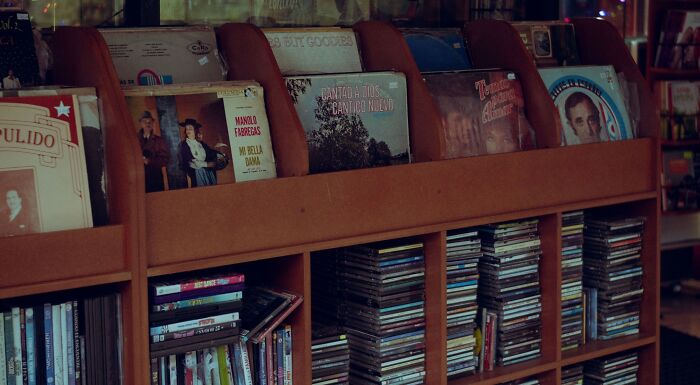 “How Popular Is Your Music Taste?”: Vote Through These 20 ‘This Or That’ Questions “How Popular Is Your Music Taste?”: Vote Through These 20 ‘This Or That’ Questions