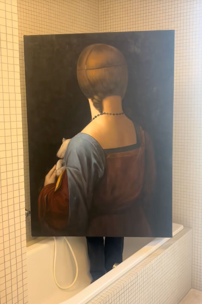 This Artist Reimagined 16 Famous Masterpieces From Behind, And The Results Are Fascinating This Artist Reimagined 16 Famous Masterpieces From Behind, And The Results Are Fascinating