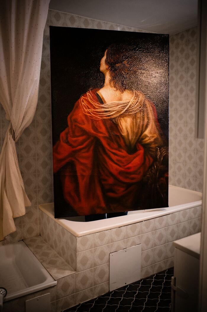 This Artist Reimagined 16 Famous Masterpieces From Behind, And The Results Are Fascinating This Artist Reimagined 16 Famous Masterpieces From Behind, And The Results Are Fascinating