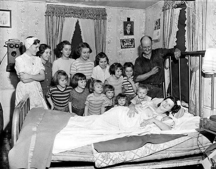 61 Historical Photos That Remind Us Of The Days We Will Never Be Able To Experience (New Pics) 61 Historical Photos That Remind Us Of The Days We Will Never Be Able To Experience (New Pics)