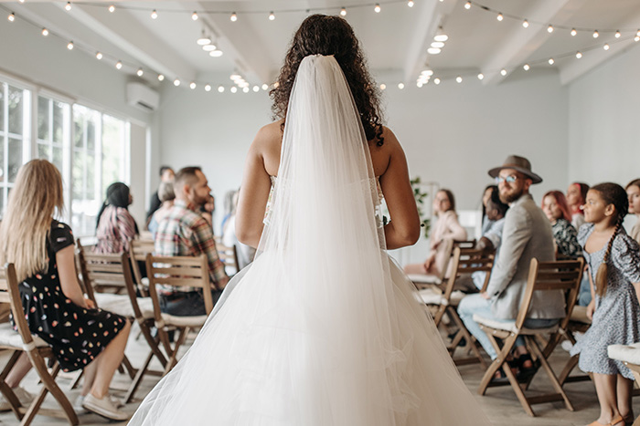 Mom Couldn’t Stand Waiting For The Dance Floor, So She Took Over Her Daughter’s Wedding Mom Couldn’t Stand Waiting For The Dance Floor, So She Took Over Her Daughter’s Wedding