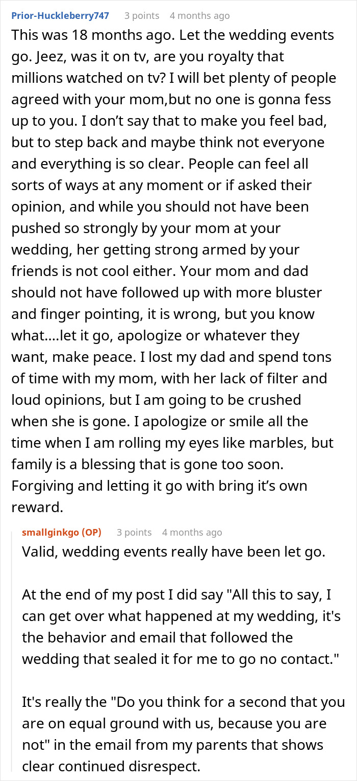 Mom Couldn’t Stand Waiting For The Dance Floor, So She Took Over Her Daughter’s Wedding Mom Couldn’t Stand Waiting For The Dance Floor, So She Took Over Her Daughter’s Wedding
