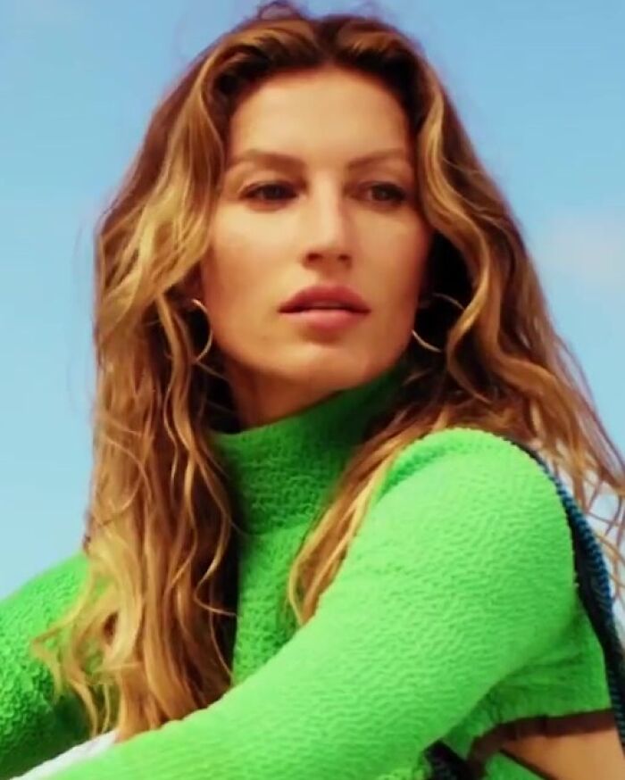 Gisele Bündchen: Bio And Career Highlights Gisele Bündchen: Bio And Career Highlights