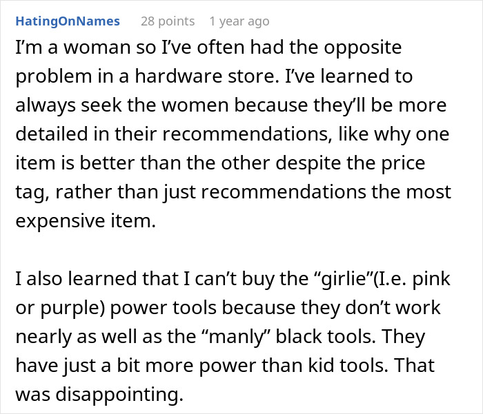 Customer Demands Help From A Man, Leaves Woman Rolling Her Eyes Customer Demands Help From A Man, Leaves Woman Rolling Her Eyes