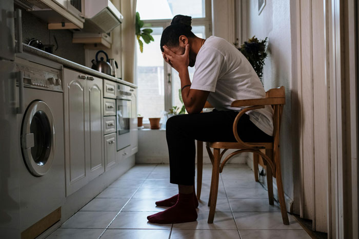 Husband Left His “Boring” Wife For Someone More Exciting, Years Later He’s Still Thinking About Her Face Husband Left His “Boring” Wife For Someone More Exciting, Years Later He’s Still Thinking About Her Face