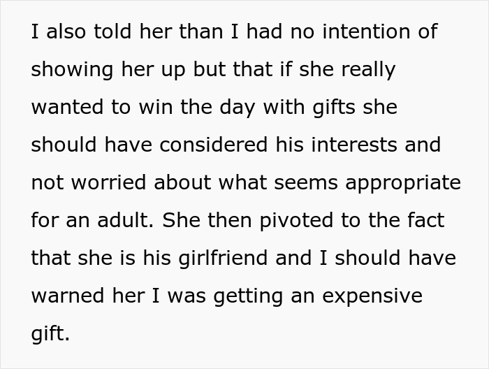 Woman Convinced Boyfriend’s Sister Is Trying To Outshine Her, Furious Over Her “Childish” Gift Woman Convinced Boyfriend’s Sister Is Trying To Outshine Her, Furious Over Her “Childish” Gift