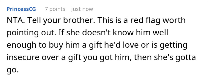 Woman Convinced Boyfriend’s Sister Is Trying To Outshine Her, Furious Over Her “Childish” Gift Woman Convinced Boyfriend’s Sister Is Trying To Outshine Her, Furious Over Her “Childish” Gift