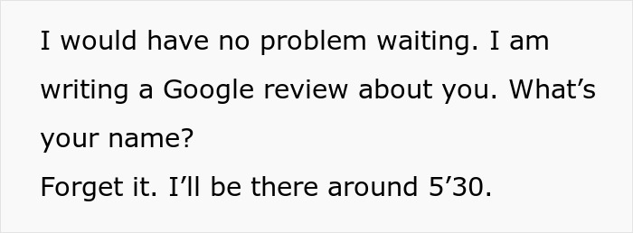 Entitled Tourists Decide To Make Everyone Wait For Them, Shocked When Tour Guide Starts Anyway Entitled Tourists Decide To Make Everyone Wait For Them, Shocked When Tour Guide Starts Anyway