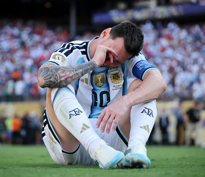 “My Idol Making A Fool Of Himself”: Fans Turn On Lionel Messi Over “Shameful” Move During World Cup Final “My Idol Making A Fool Of Himself”: Fans Turn On Lionel Messi Over “Shameful” Move During World Cup Final
