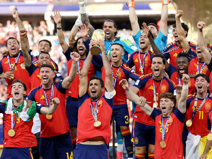 “My Idol Making A Fool Of Himself”: Fans Turn On Lionel Messi Over “Shameful” Move During World Cup Final “My Idol Making A Fool Of Himself”: Fans Turn On Lionel Messi Over “Shameful” Move During World Cup Final