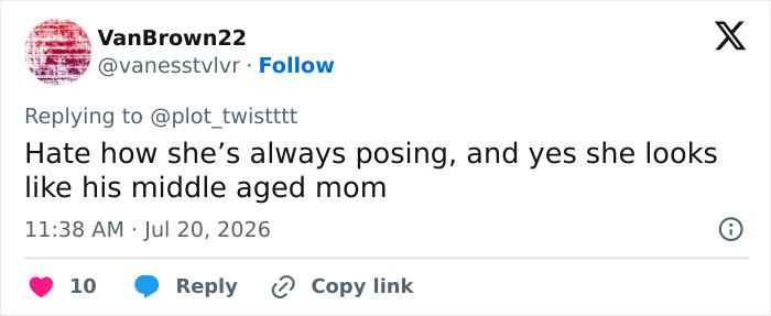 “Middle Aged Mother”: Kylie Jenner And Timothée Chalamet’s World Cup Appearance Mercilessly Mocked “Middle Aged Mother”: Kylie Jenner And Timothée Chalamet’s World Cup Appearance Mercilessly Mocked