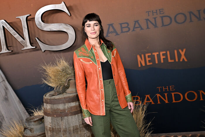 Actress Reveals Extreme Loophole She Used To Avoid Exposing Herself After “Insane” Backlash To Racy Scene Actress Reveals Extreme Loophole She Used To Avoid Exposing Herself After “Insane” Backlash To Racy Scene