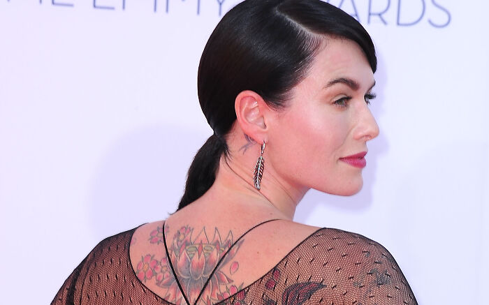 Actress Reveals Extreme Loophole She Used To Avoid Exposing Herself After “Insane” Backlash To Racy Scene Actress Reveals Extreme Loophole She Used To Avoid Exposing Herself After “Insane” Backlash To Racy Scene