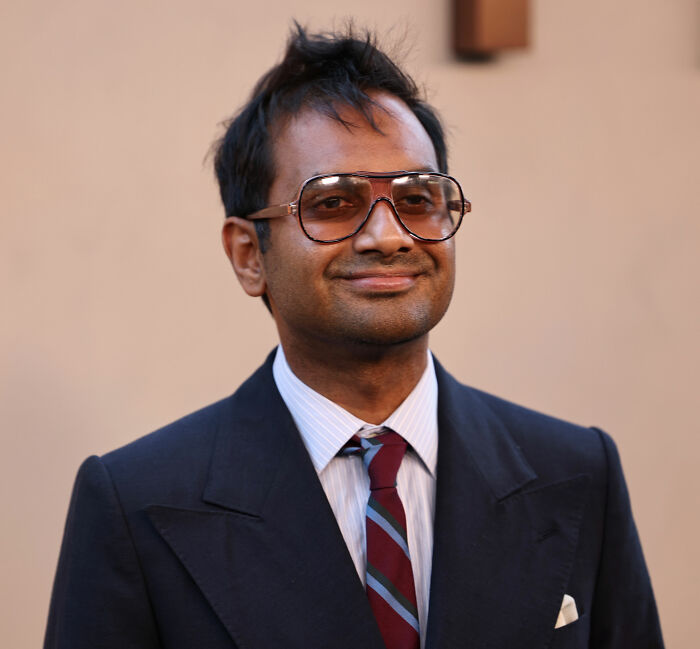 “His Poor Wife”: Aziz Ansari’s Revelation About His Lifestyle Has Fans Slamming His Marriage “His Poor Wife”: Aziz Ansari’s Revelation About His Lifestyle Has Fans Slamming His Marriage