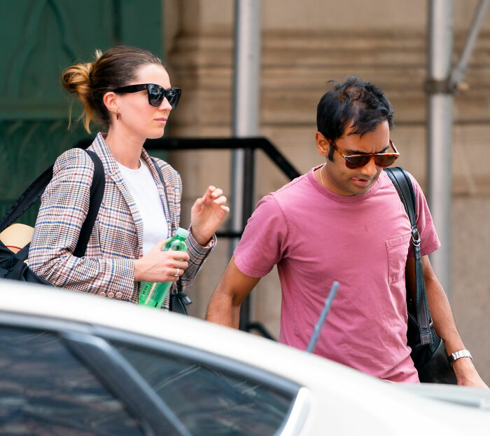 “His Poor Wife”: Aziz Ansari’s Revelation About His Lifestyle Has Fans Slamming His Marriage “His Poor Wife”: Aziz Ansari’s Revelation About His Lifestyle Has Fans Slamming His Marriage