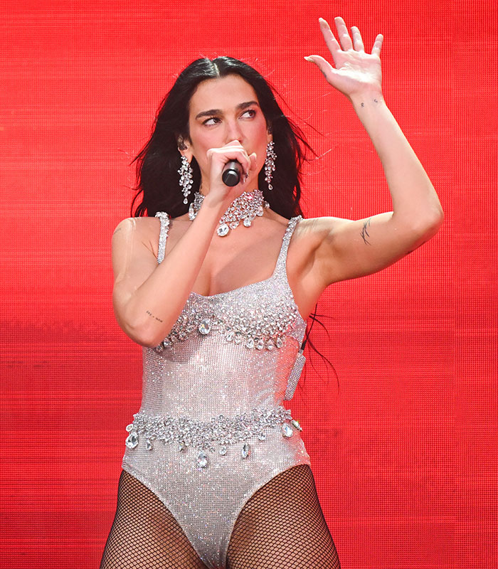“SkinnyTok” Trend Reignites Concern After Online Trolls Go After Dua Lipa And Tate McRae “SkinnyTok” Trend Reignites Concern After Online Trolls Go After Dua Lipa And Tate McRae