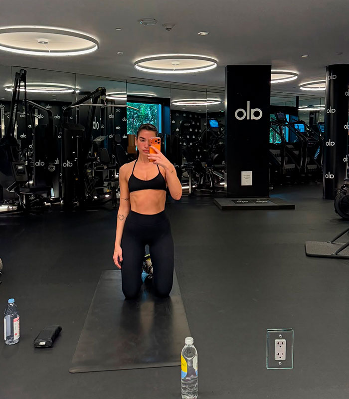 “SkinnyTok” Trend Reignites Concern After Online Trolls Go After Dua Lipa And Tate McRae “SkinnyTok” Trend Reignites Concern After Online Trolls Go After Dua Lipa And Tate McRae