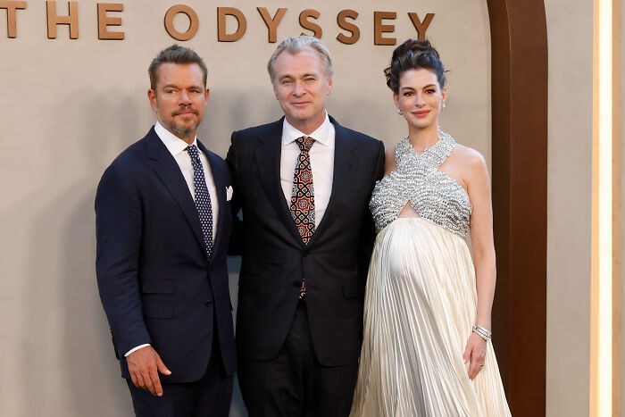 Christopher Nolan’s Bizarre Rules Spark Backlash After Stars Reveal Surprising Items Banned From Set Christopher Nolan’s Bizarre Rules Spark Backlash After Stars Reveal Surprising Items Banned From Set