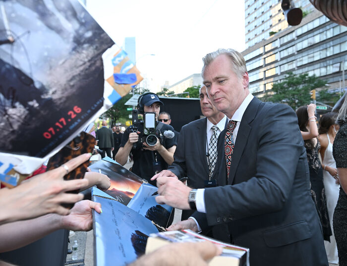 Christopher Nolan’s Bizarre Rules Spark Backlash After Stars Reveal Surprising Items Banned From Set Christopher Nolan’s Bizarre Rules Spark Backlash After Stars Reveal Surprising Items Banned From Set