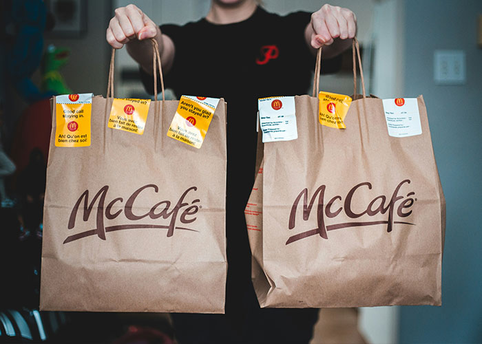 Simple McDonald’s Sign Sparks Nationwide Debate About Language And Culture Simple McDonald’s Sign Sparks Nationwide Debate About Language And Culture