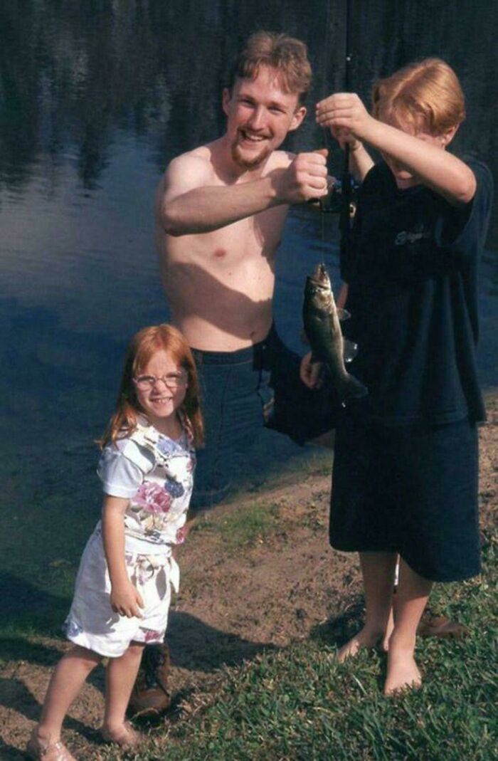 109 Photos That Completely Confused People Until They Looked A Little Closer 109 Photos That Completely Confused People Until They Looked A Little Closer