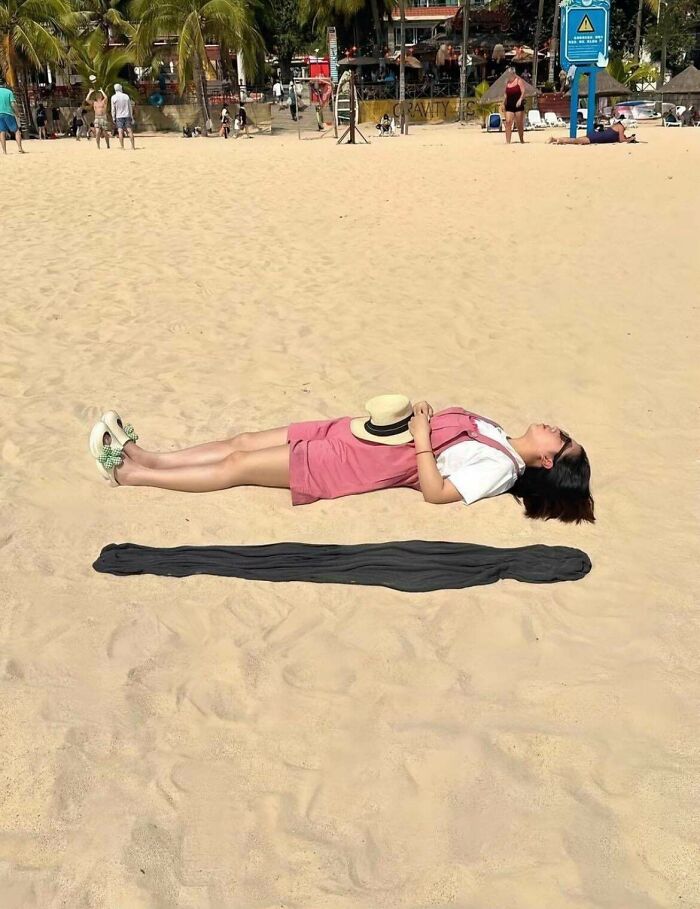 109 Photos That Completely Confused People Until They Looked A Little Closer 109 Photos That Completely Confused People Until They Looked A Little Closer