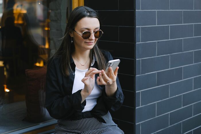 “I Should Get Parole In 90 Days”: 44 Crazy Things Women Have Put On Their Dating Profiles “I Should Get Parole In 90 Days”: 44 Crazy Things Women Have Put On Their Dating Profiles