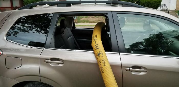 71 Times People Saw Such Outrageous Parking, They Had To Share The Pics Online 71 Times People Saw Such Outrageous Parking, They Had To Share The Pics Online