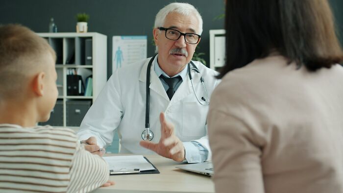 26 Stories About What Doctors Do When They Are Convinced A Patient Is Faking It 26 Stories About What Doctors Do When They Are Convinced A Patient Is Faking It