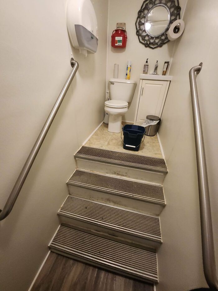 52 Times Urban Designers Forgot To Think About People’s Comfort And Happiness 52 Times Urban Designers Forgot To Think About People’s Comfort And Happiness