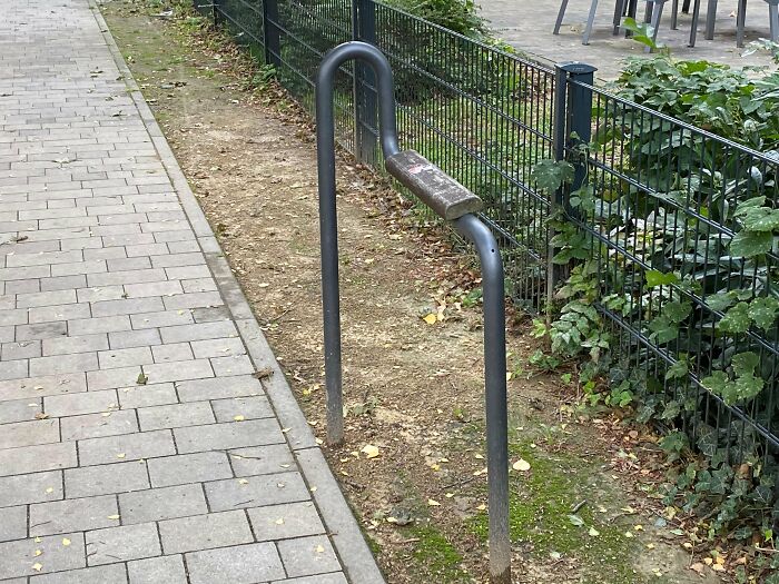 52 Times Urban Designers Forgot To Think About People’s Comfort And Happiness 52 Times Urban Designers Forgot To Think About People’s Comfort And Happiness