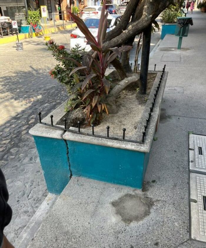 52 Times Urban Designers Forgot To Think About People’s Comfort And Happiness 52 Times Urban Designers Forgot To Think About People’s Comfort And Happiness