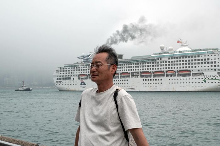 35 New And Unbelievable Street Coincidences Caught On Camera By Edas Wong 35 New And Unbelievable Street Coincidences Caught On Camera By Edas Wong