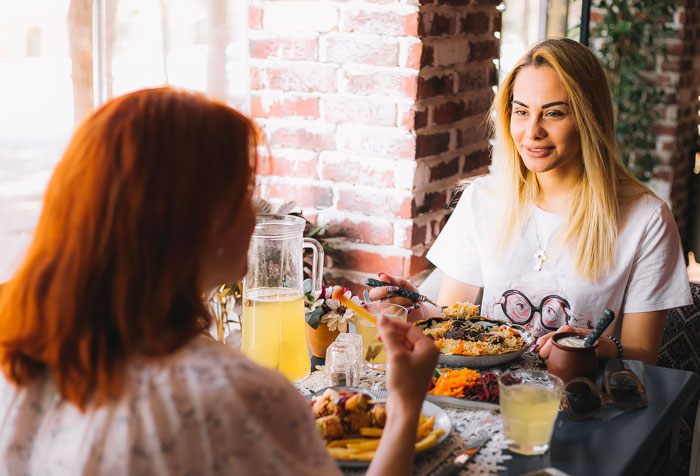 Woman Uncovers Friend’s Lies, Only To Realize The Truth Goes Much Deeper Woman Uncovers Friend’s Lies, Only To Realize The Truth Goes Much Deeper