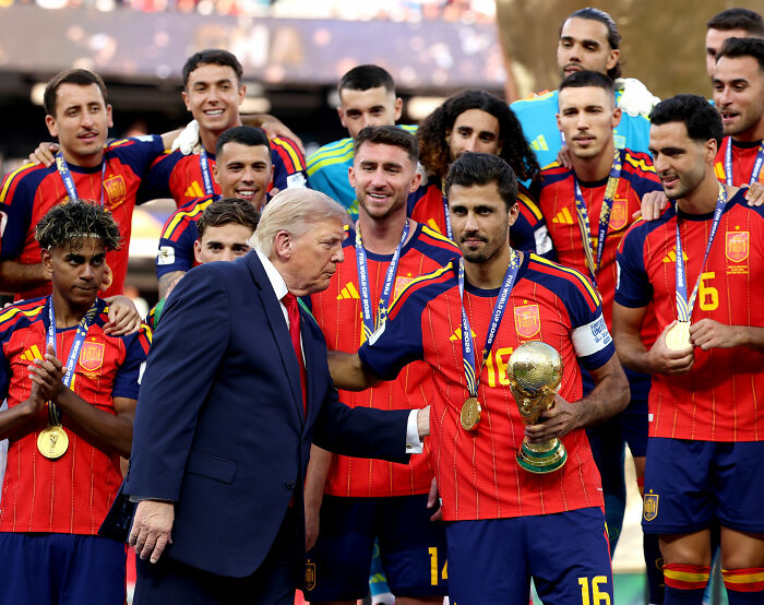 Javier Bardem Praises Spanish National Team For Their Response To Trump Crashing Their World Cup Celebration Javier Bardem Praises Spanish National Team For Their Response To Trump Crashing Their World Cup Celebration