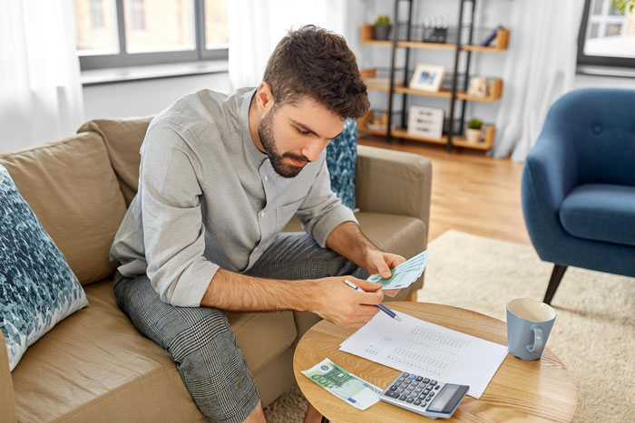 Mom Tracks Down Her Son’s Long-Lost $6K, Immediately Decides She&rsquo;s Entitled To A $3K Finder&rsquo;s Fee