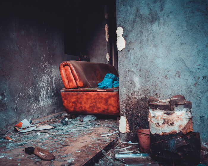 “Sacrilegious”: Wannabe Influencers Spark Outrage After Rifling Through Deceased Man’s Apartment “For Content” “Sacrilegious”: Wannabe Influencers Spark Outrage After Rifling Through Deceased Man’s Apartment “For Content”