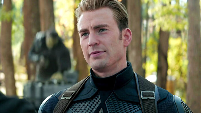 Chris Evans Just Had His Very First “Glowdown” And The Entire Internet Is Having A Meltdown Chris Evans Just Had His Very First “Glowdown” And The Entire Internet Is Having A Meltdown