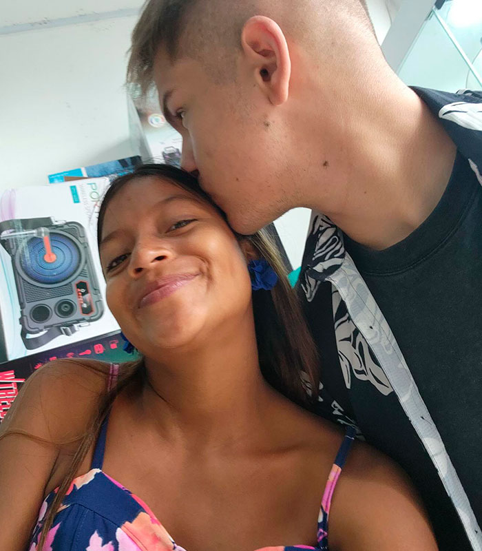 Man Ditches Modern Life To Live With Remote Tribe After Falling In Love With Amazonian Man Ditches Modern Life To Live With Remote Tribe After Falling In Love With Amazonian
