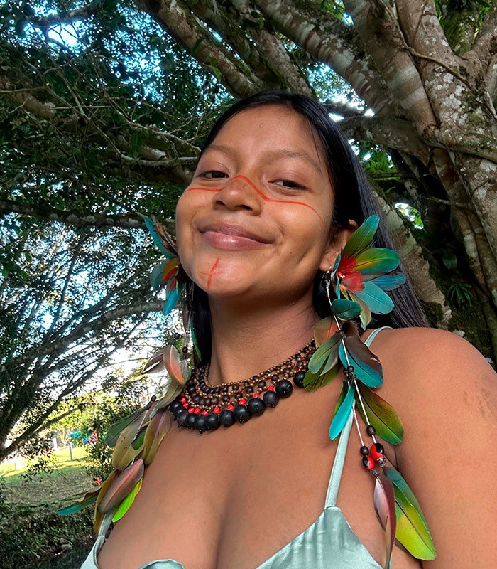 Man Ditches Modern Life To Live With Remote Tribe After Falling In Love With Amazonian Man Ditches Modern Life To Live With Remote Tribe After Falling In Love With Amazonian