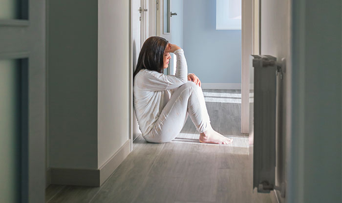 Woman Gets An Unexpected Wake-Up Call After Getting Dumped In The Worst Way Possible Woman Gets An Unexpected Wake-Up Call After Getting Dumped In The Worst Way Possible